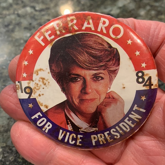 Collectible Vintage Political Button Geraldine Ferraro For Vice President 1984 - Picture 2 of 4